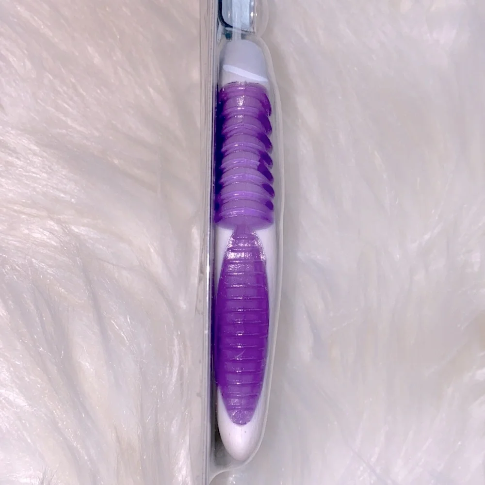 NEW! ConairPET Small Nail Dog and Cat Clipper Ergonomic Handle Purple and White